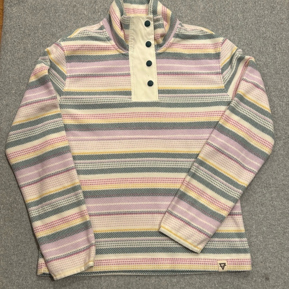 LIV Women’s 4 button Fleece- Size Small